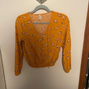 Long sleeve floral top